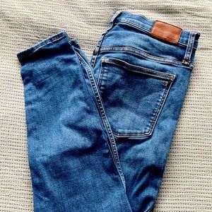 Madewell 10” High Rise Skinny Jeans GUC